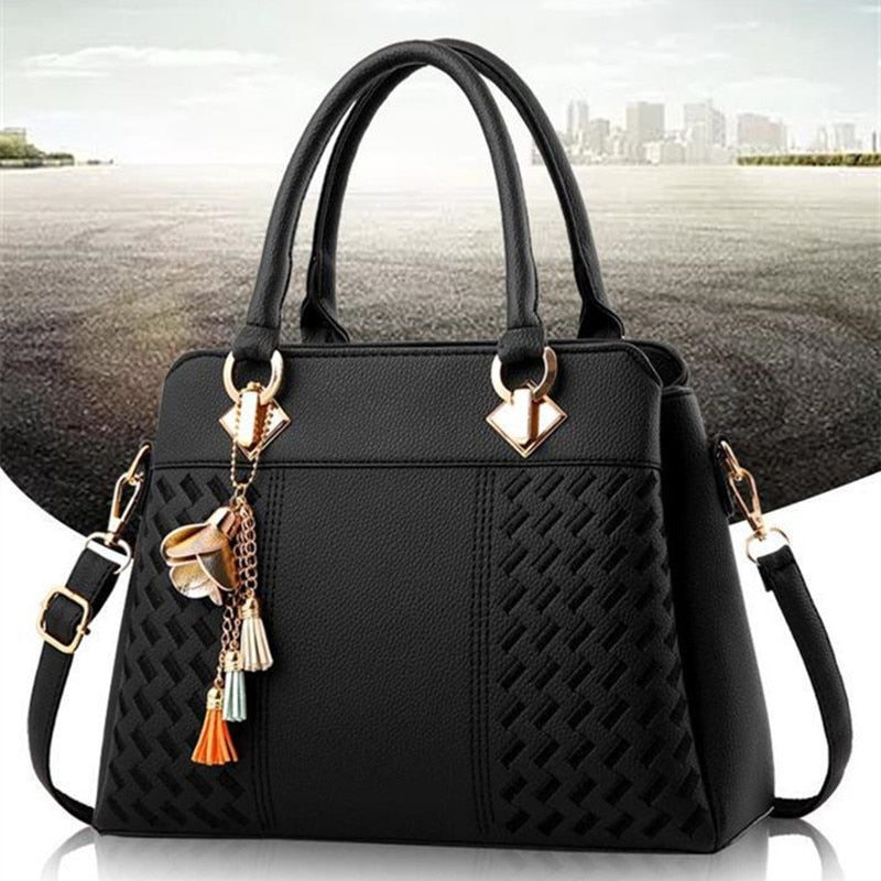 Classic Leather Shoulder Bag