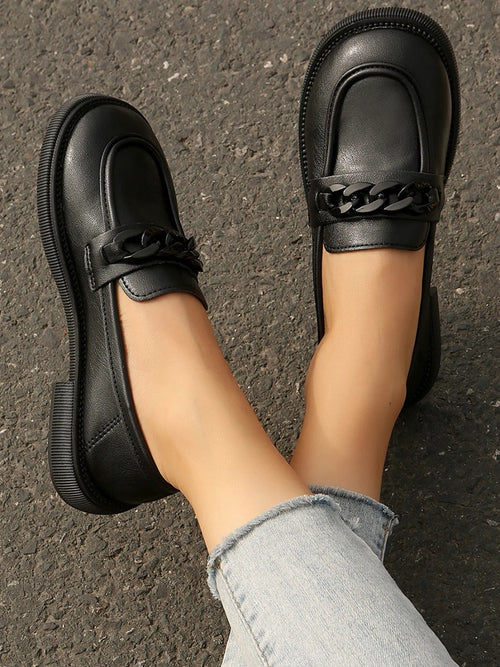 Chain Detail Leather Loafers