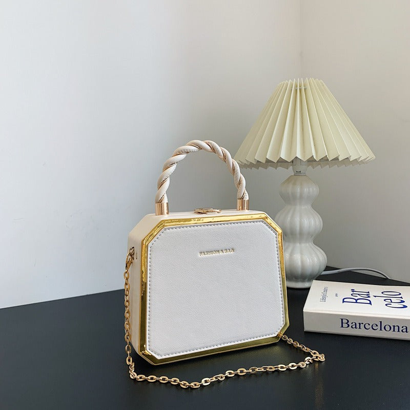 Minimalist Chain Small Square Crossbody