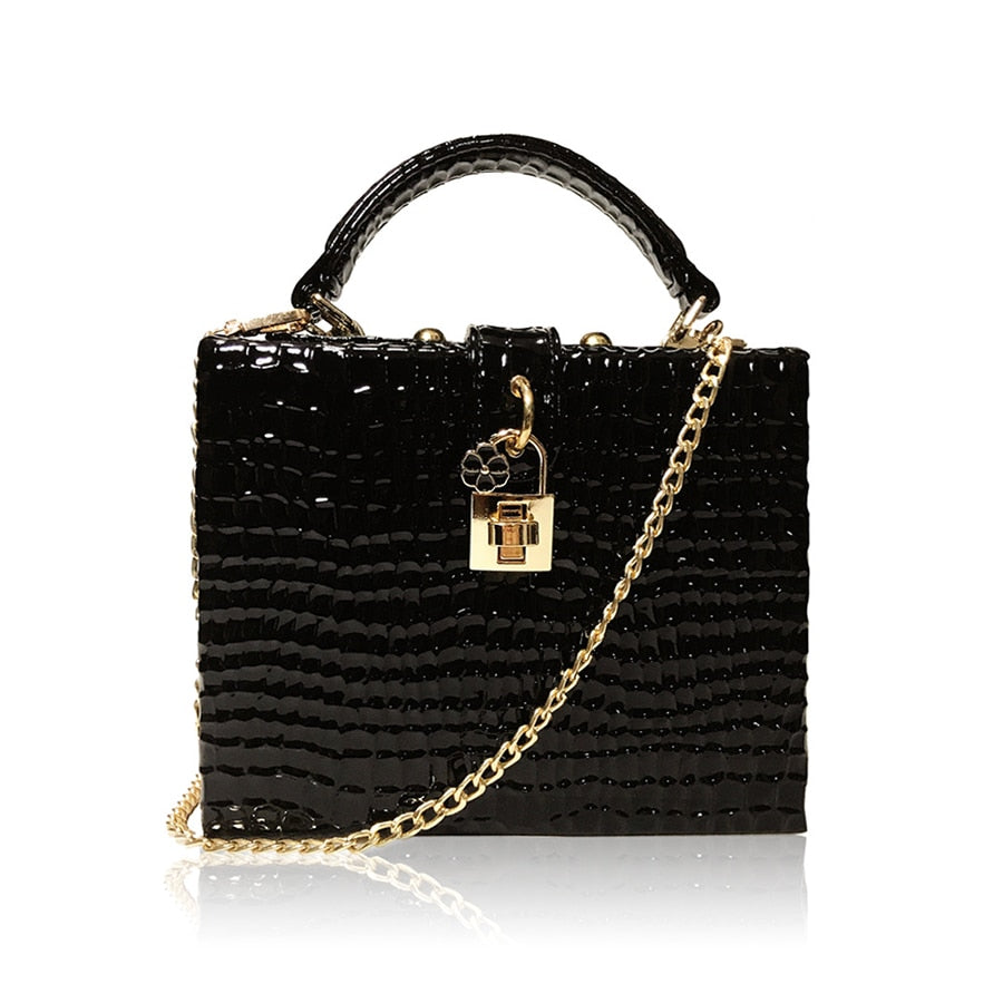 Serpentine Box Clutch