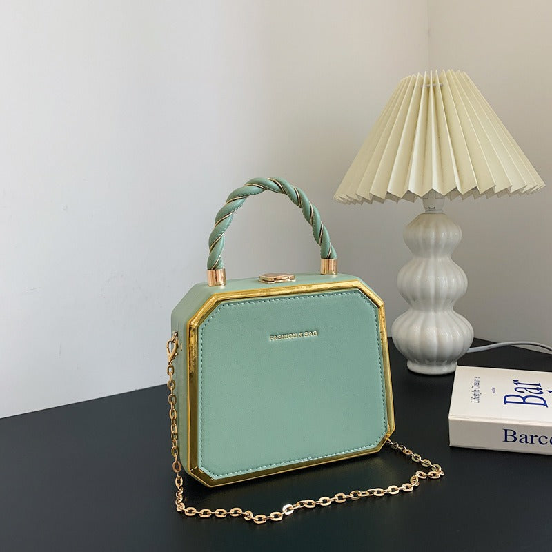 Minimalist Chain Small Square Crossbody