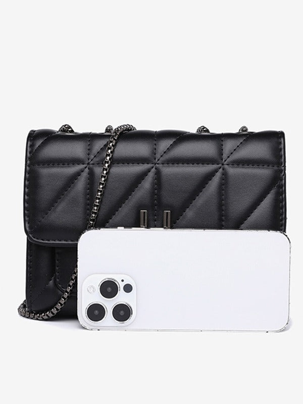 Large Diamond Chain Shoulder Crossbody