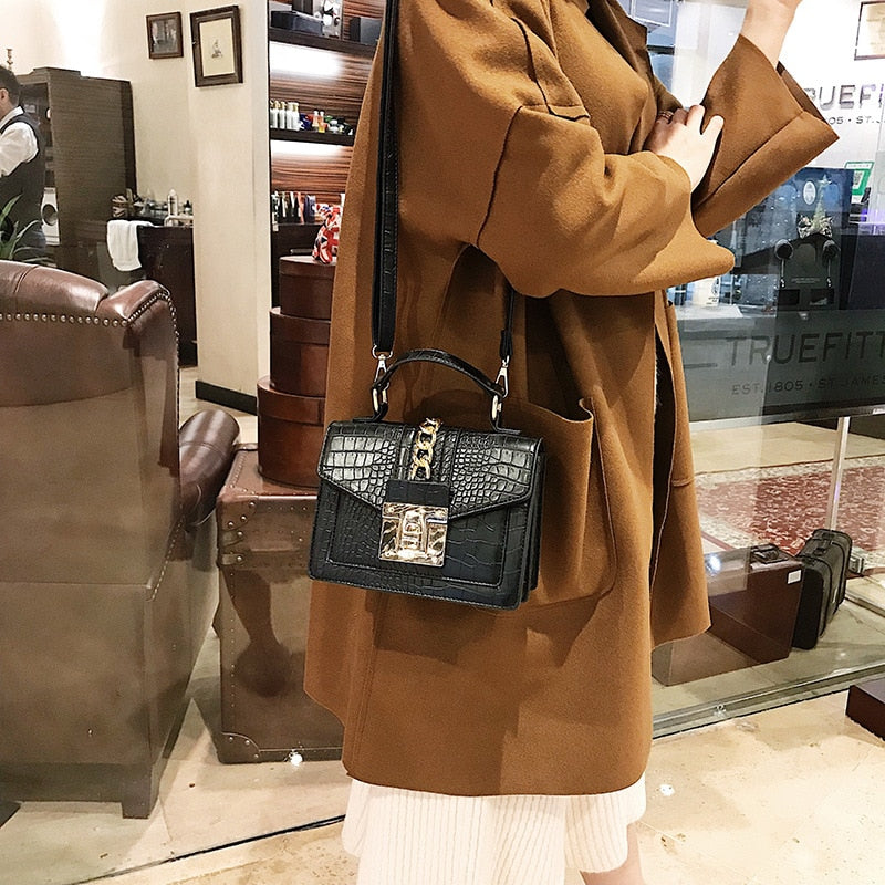 Alligator Chain Envelope Bag