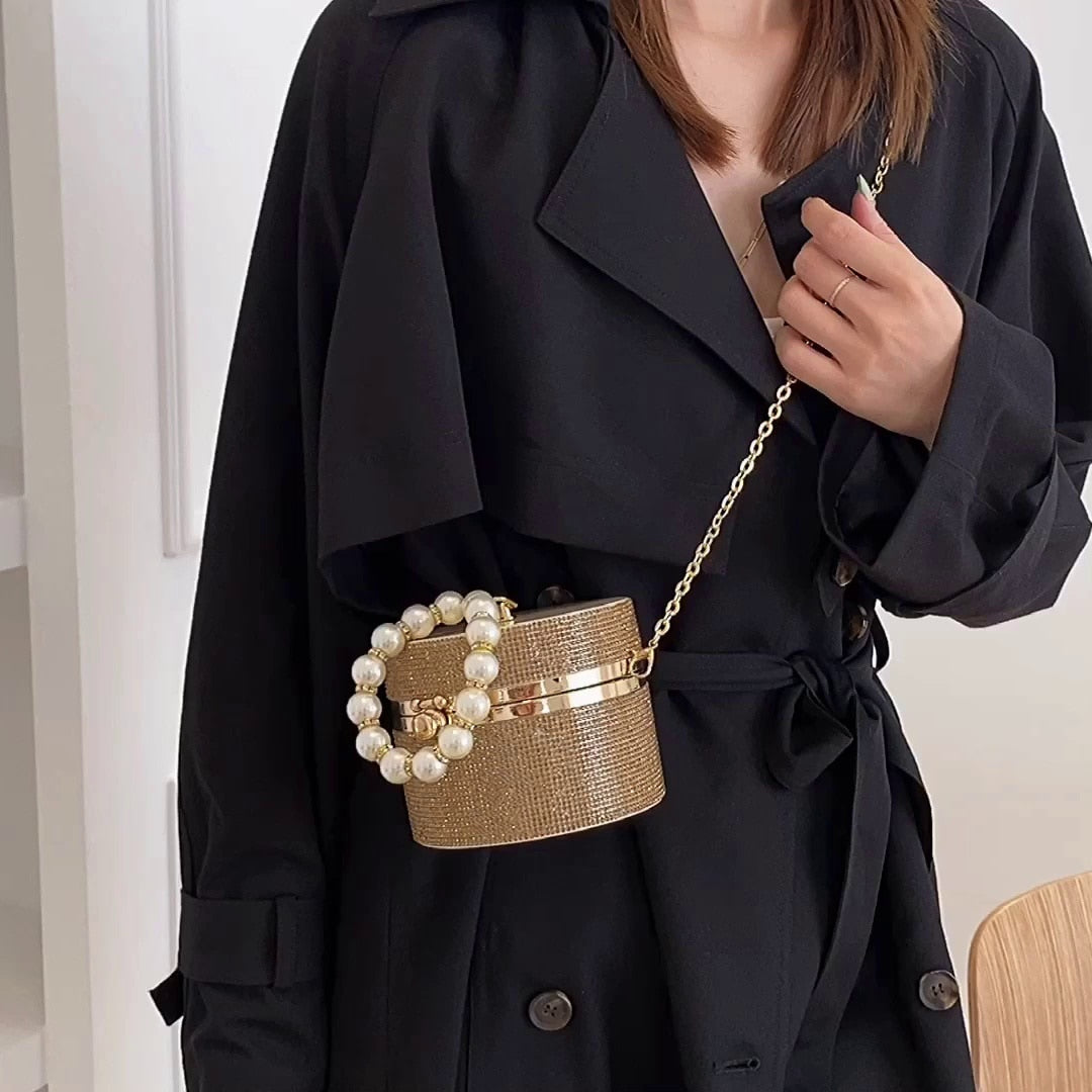 Diamond Pearl Round Clutch