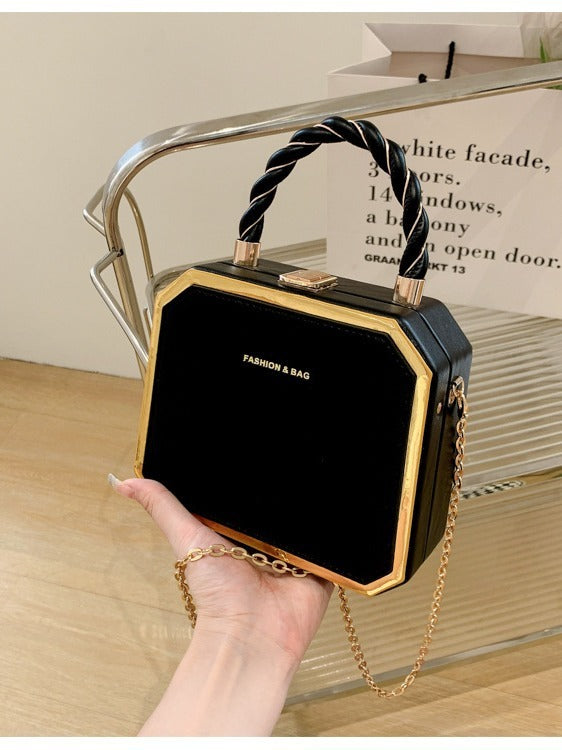 Minimalist Chain Small Square Crossbody
