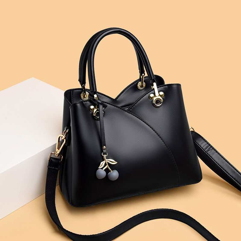 Contrast Stitch Shoulder Bag