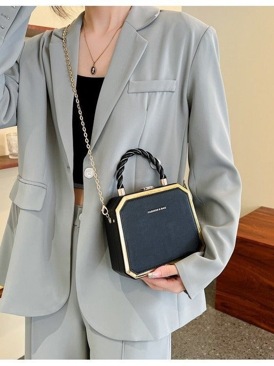 Minimalist Chain Small Square Crossbody