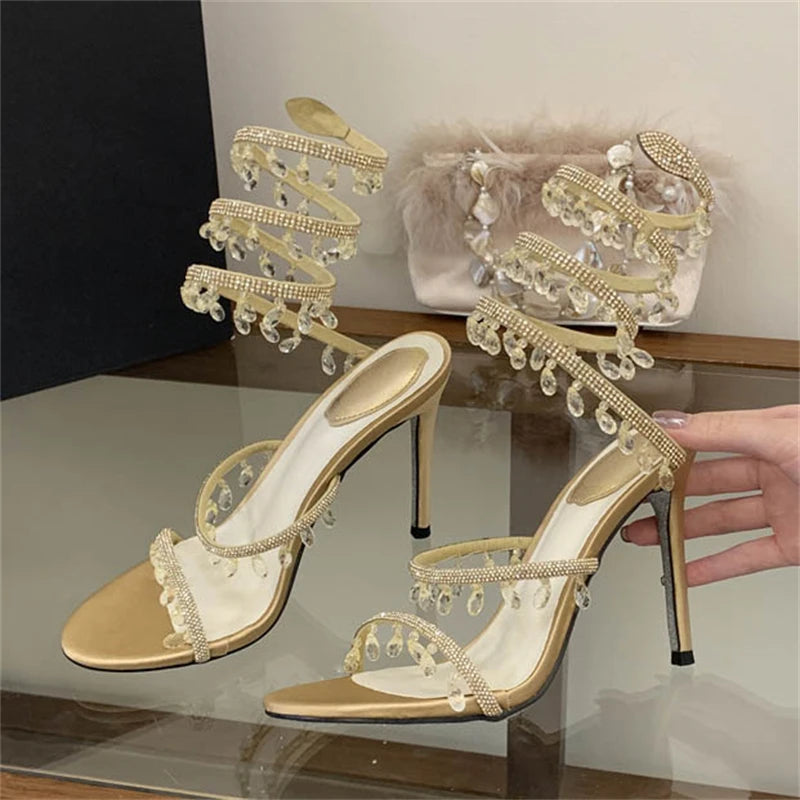 Crystal Diamond Pendant Thin Heel Pumps